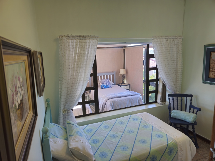 5 Bedroom Property for Sale in Stilbaai Wes Western Cape